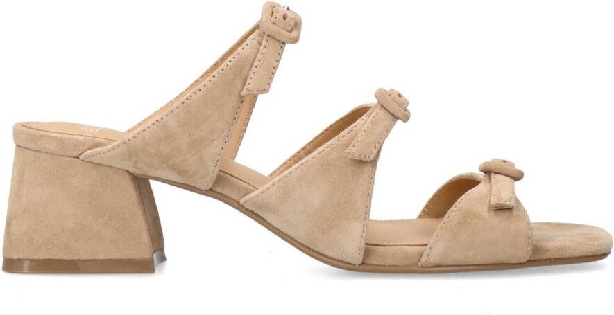Manfield Dames Beige suède sandalen met hak en gespjes