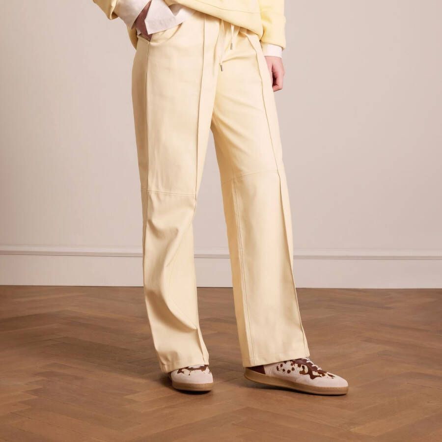 Manfield Dames Beige suède sneakers met cow details