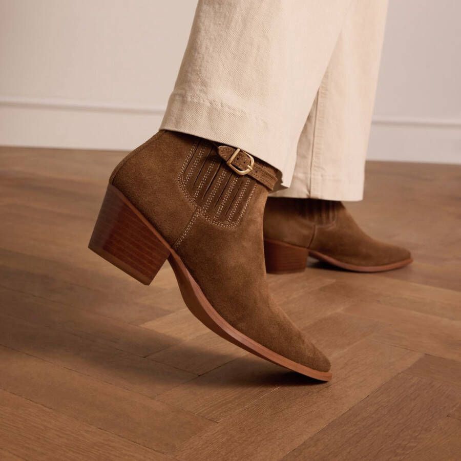 Manfield Dames Bruine suède enkellaarsjes met hak