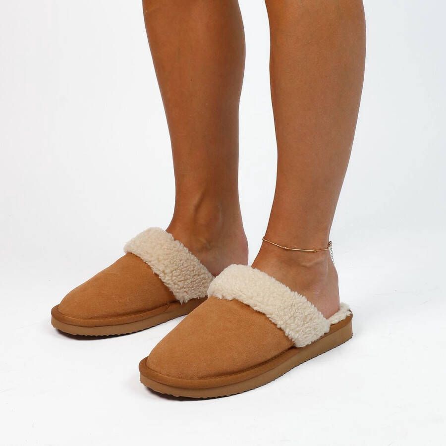 Manfield Dames Cognac suède pantoffels met imitatiewol