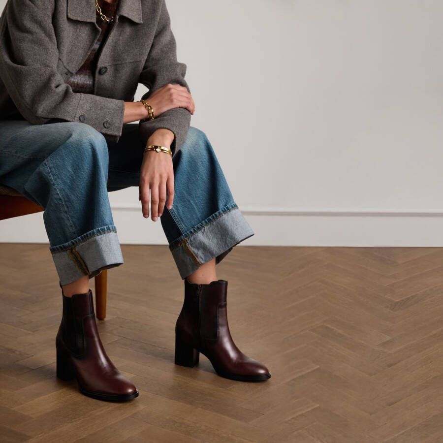 Manfield Dames Donkerbruine leren enkellaarsjes met hak