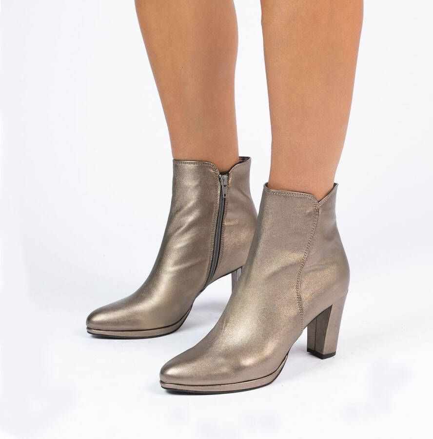 Manfield Dames Goudkleurige leren enkellaarsjes met hak