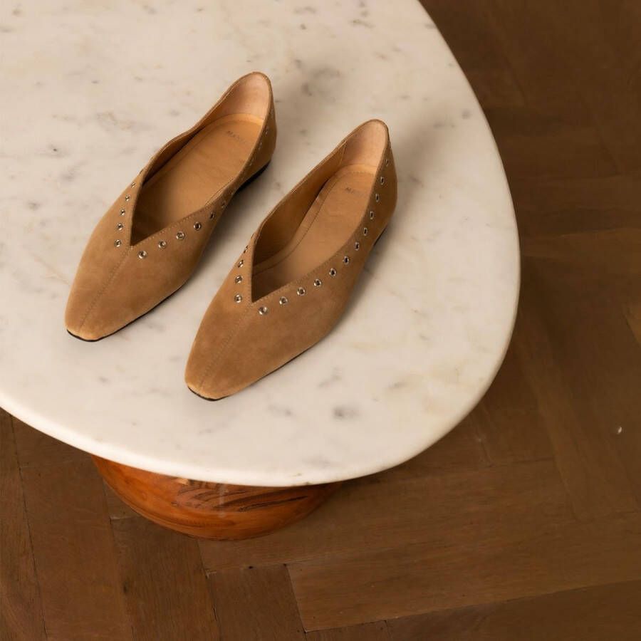 Manfield Dames x Marlien Cognac suède loafers