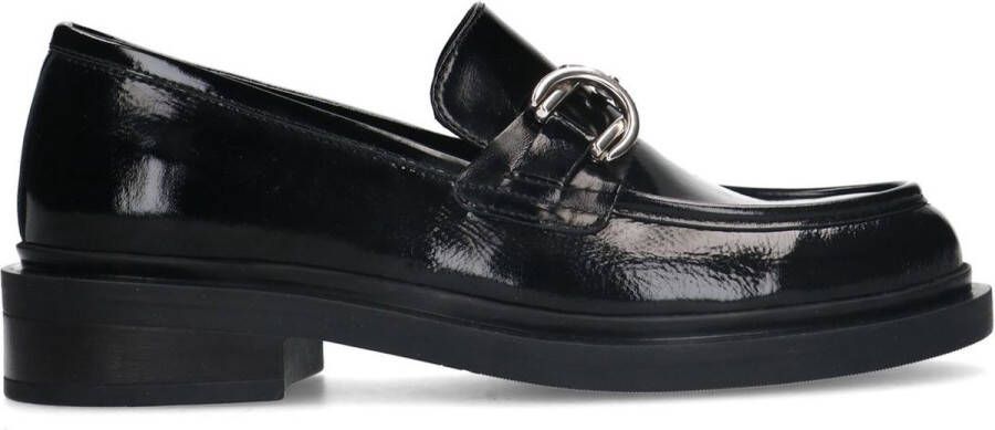 Manfield Dames Zwarte lakleren loafers met zilveren chain