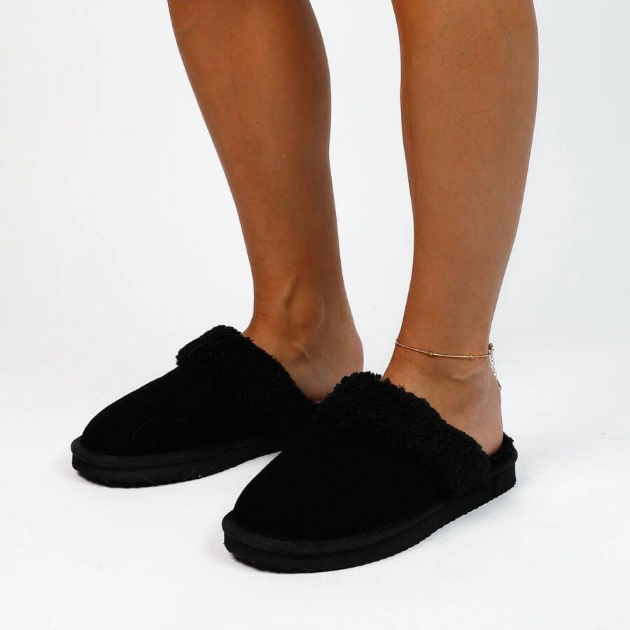 Manfield Dames Zwarte suède pantoffels met imiatatiewol