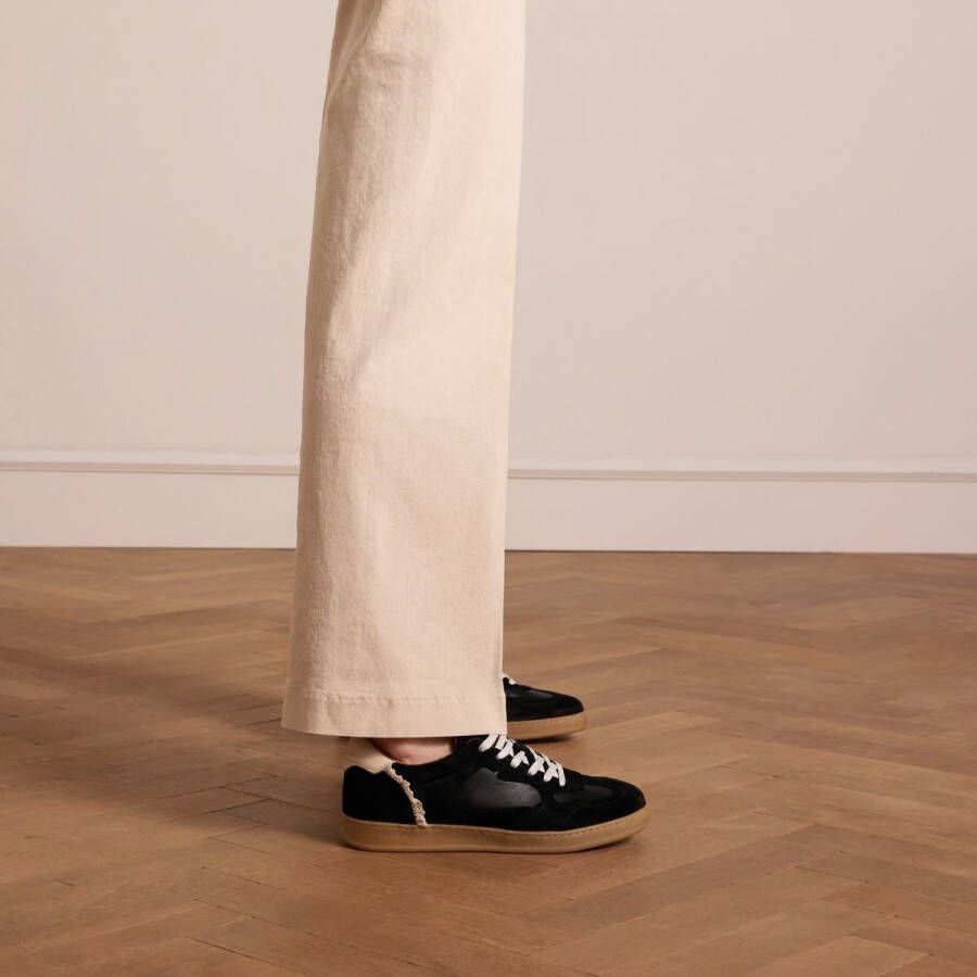 Manfield Dames Zwarte suède sneakers