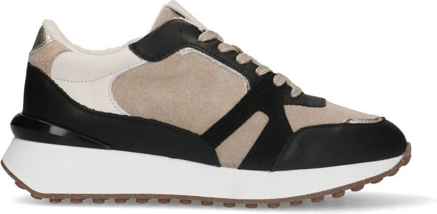 Manfield Dames Zwarte suède sneakers met leren detail