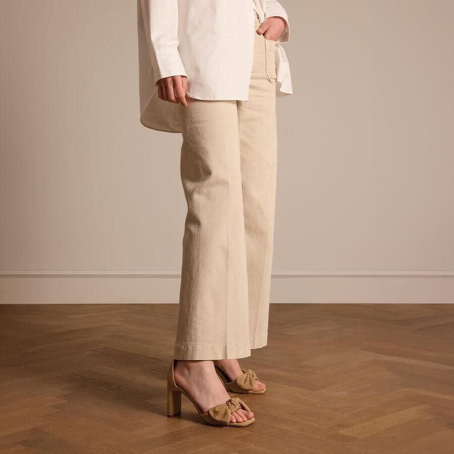 Manfield Dames Beige suède sandalen met hak - Foto 4