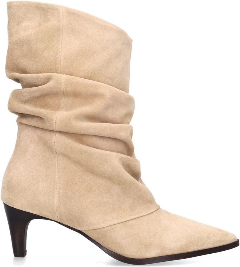 Manfield Dames Beige suède slouchy enkellaarsjes met hak