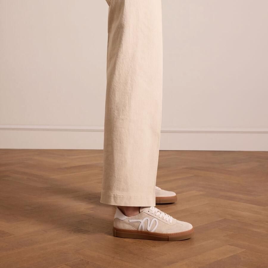 Manfield Dames Beige suède sneakers