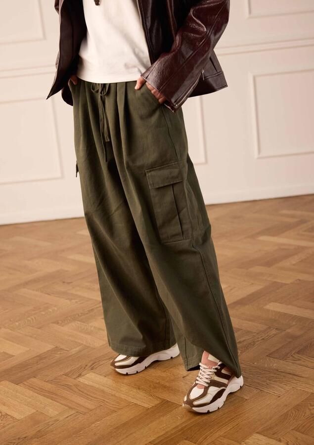 Manfield Dames Bruine leren sneakers