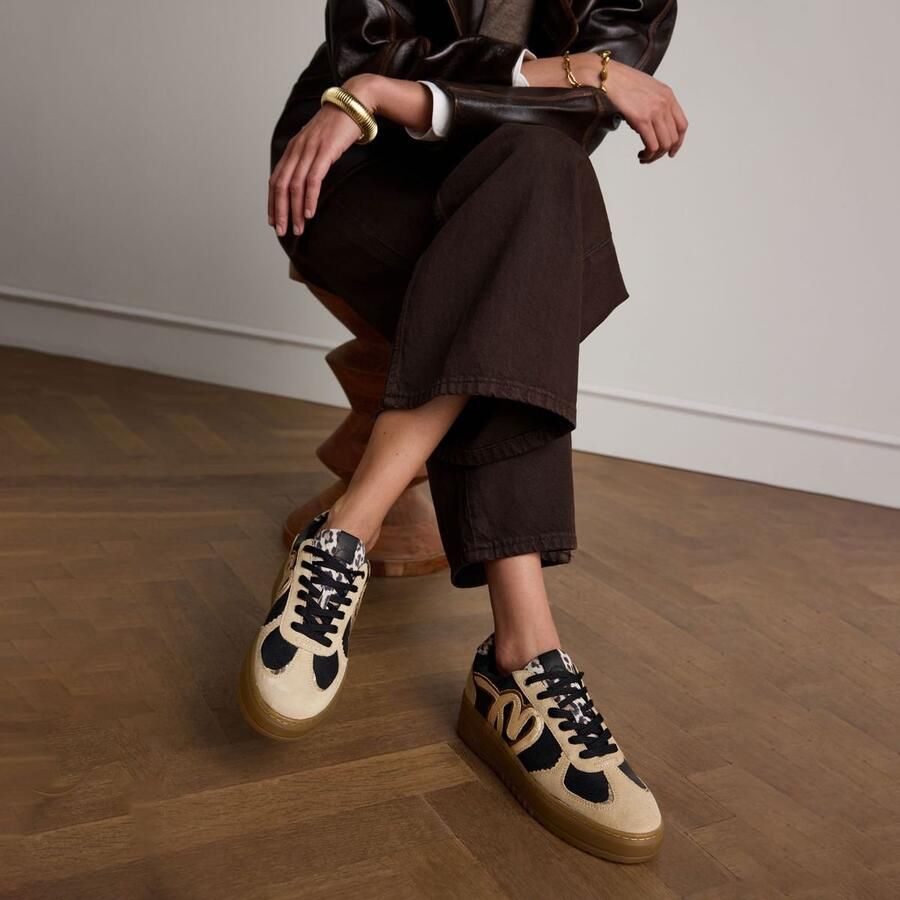Manfield Dames Taupe leren sneakers met details