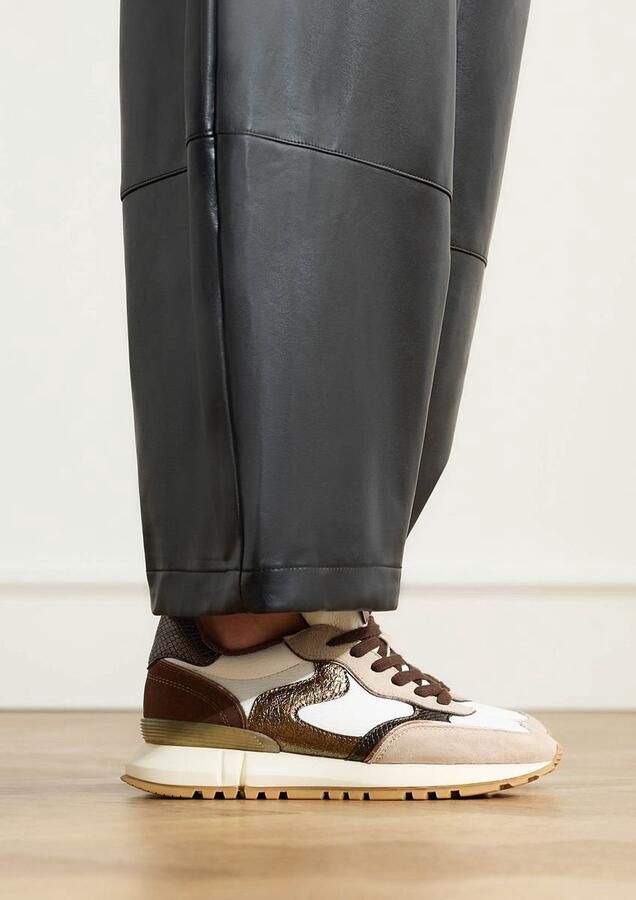 Manfield Dames Taupe leren sneakers met suède details