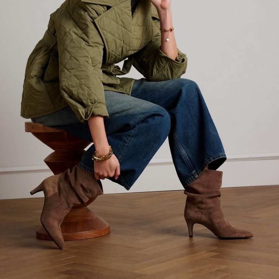 Manfield Dames Taupe suède enkellaarsjes met hak