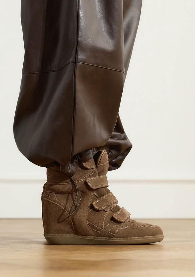 Manfield Dames Taupe suède sneakers met sleehak - Foto 4