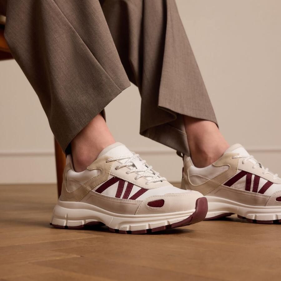 Manfield Dames Witte leren sneakers met beige details