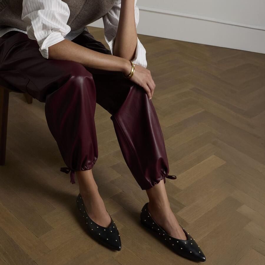 Manfield Dames Zwarte leren loafers met studs