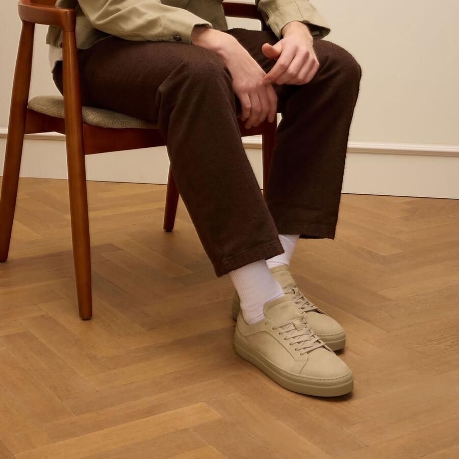 Manfield Heren Beige nubuck sneakers
