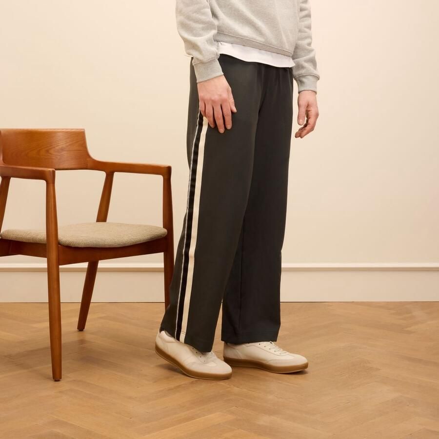 Manfield Heren Off white leren sneakers met suède details