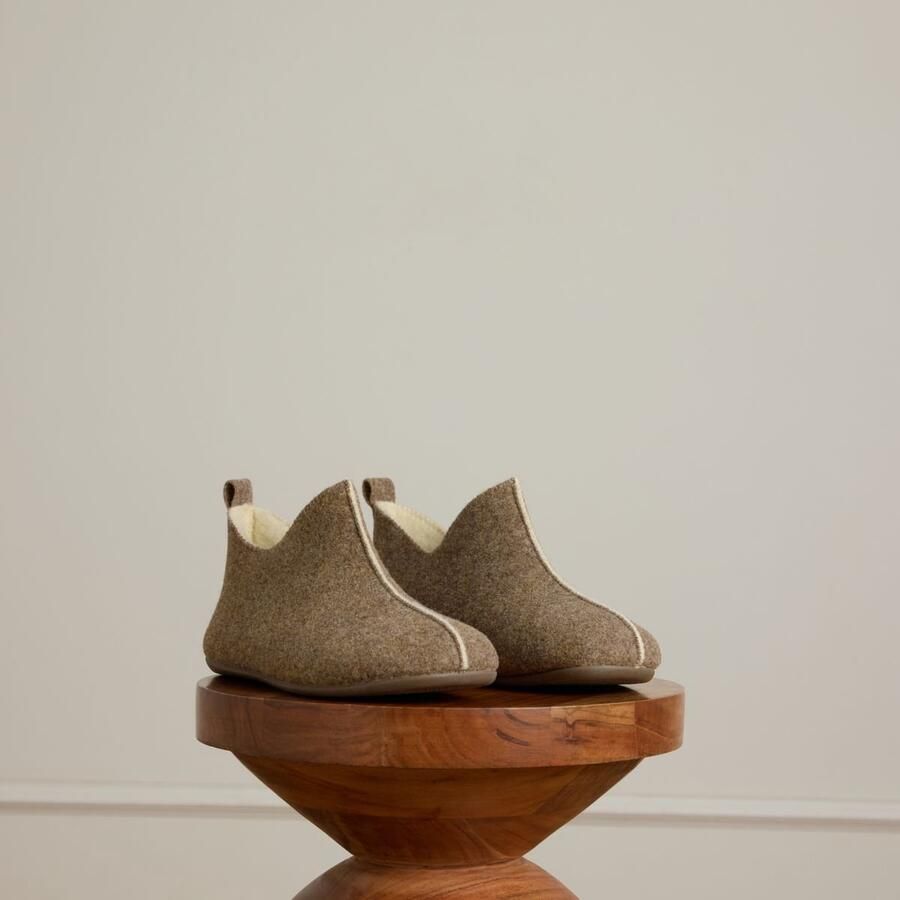 Manfield Heren Taupe pantoffels