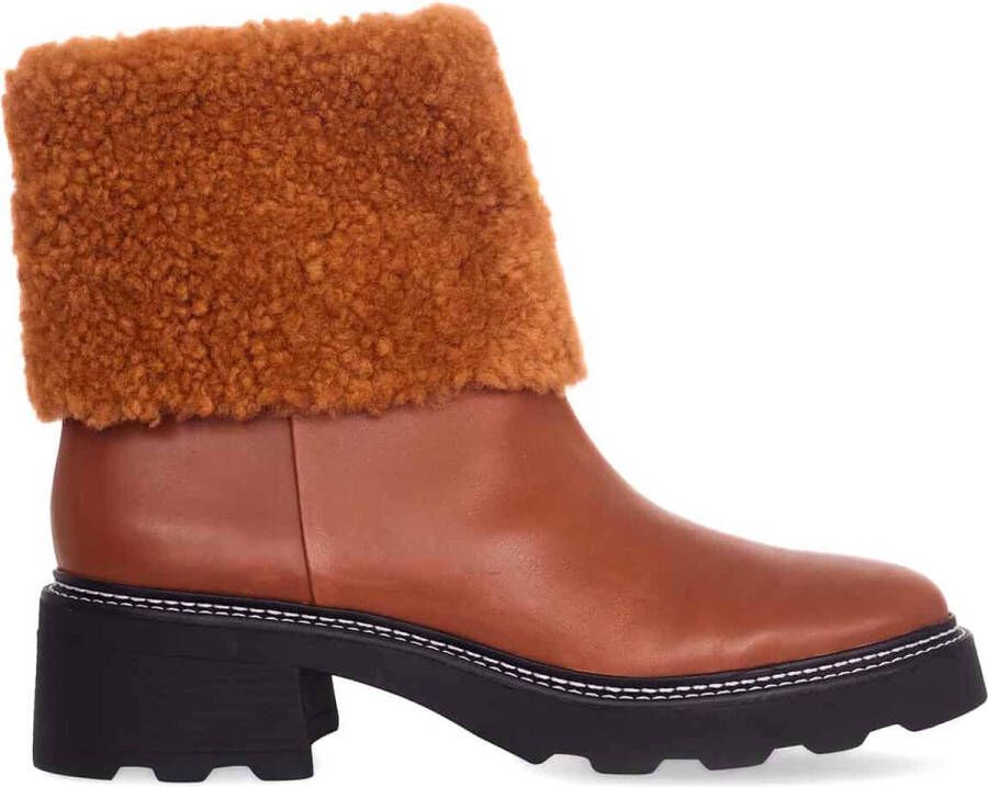 Mangará Andira Enkellaarzen Stijlvolle Schoenen met Schapenvacht Detail