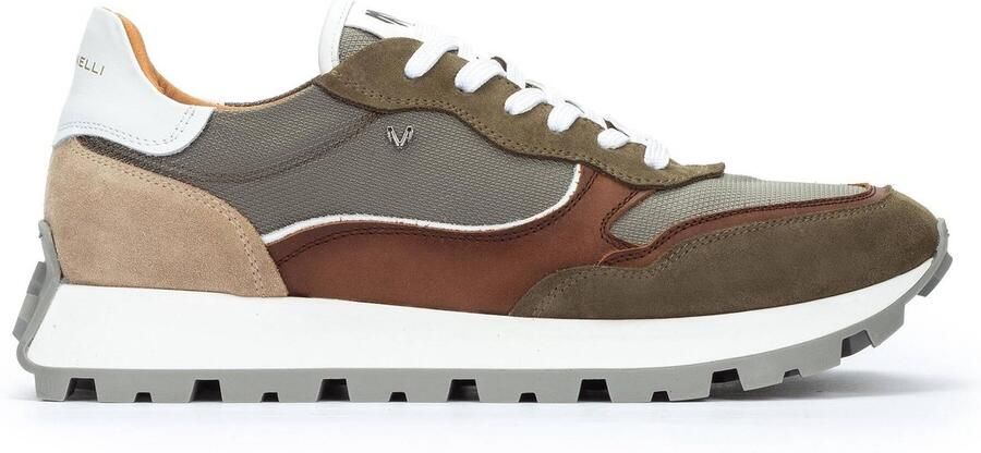 Martinelli Trainers Parkway