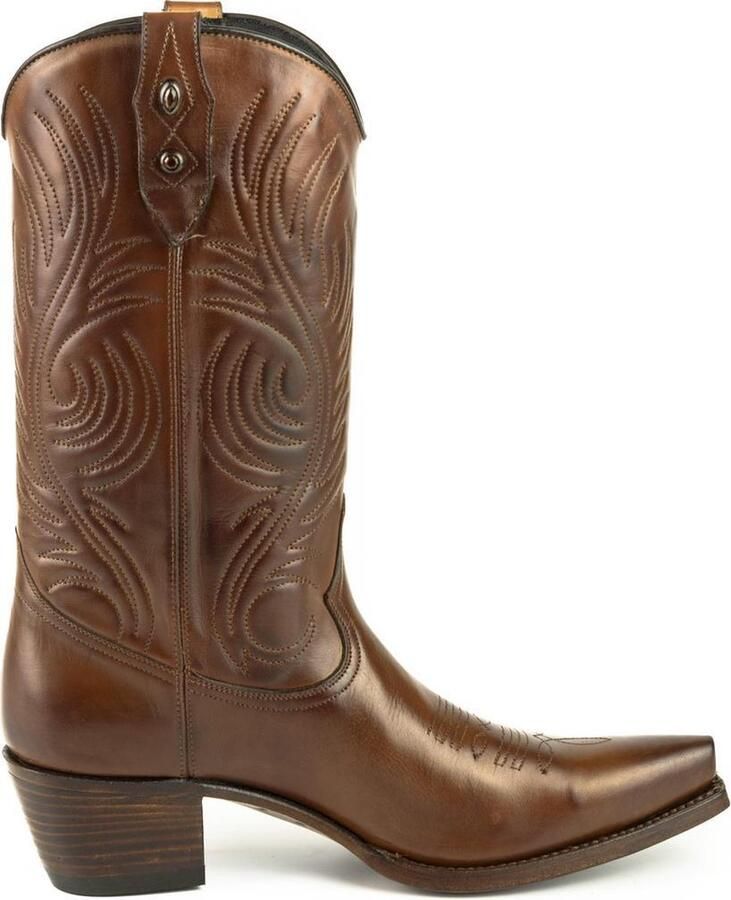 Mayura Boots Virgi 2536 Kastanje Dames Western Laarzen Sierstiksel Spitse Snip Toe Neus Rechte Schacht Hoge Hak Glad Leer