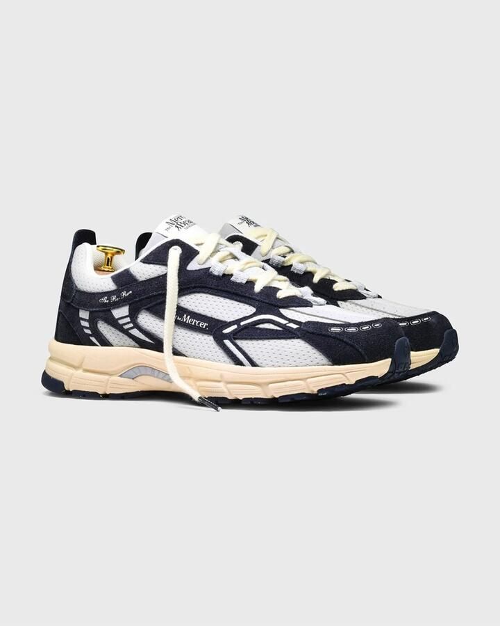 Mercer Amsterdam Mercer Schoenen Donkerblauw Mercer The Re-run Vintage Suede Sneakers Donkerblauw Me261003
