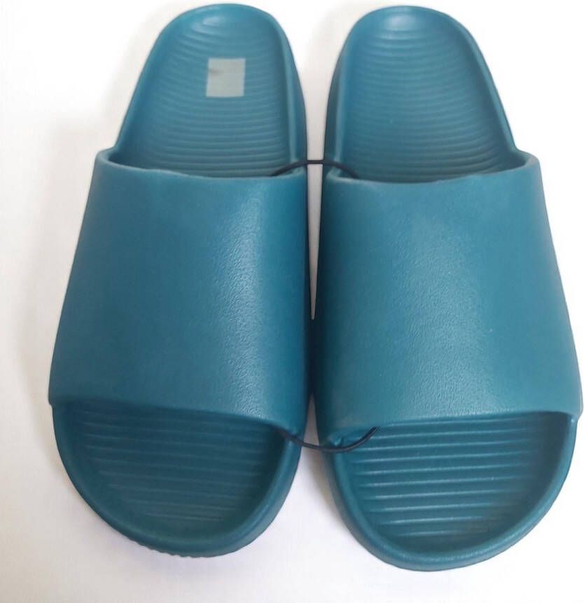 merkloos Heren slippers effen groen