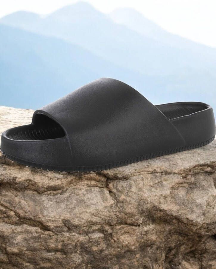 Merkloos Unisex slippers effen zwart 41 (advies bestel 1 maat groter) - Foto 3