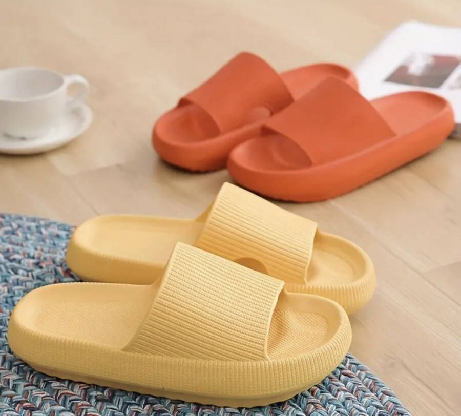 'merkloos'' Slippers zachte slippers chill badslippers orange