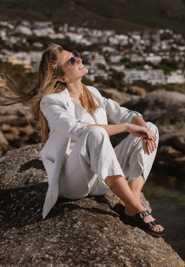 Mexx Nirken Slippers Dames Zwart
