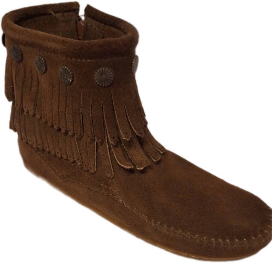 Minnetonka -LACE BOOT-DUSTY-METAL STUDS-DOUBLE FRENCH
