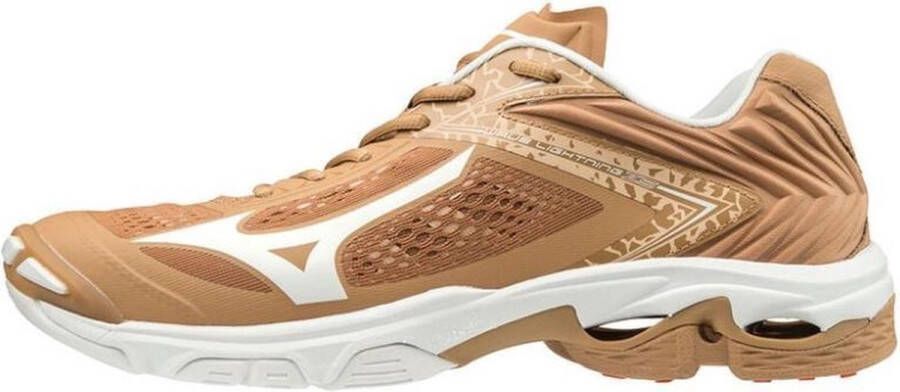 Mizuno Wave Lightning Z5 Step on Mars Bruin