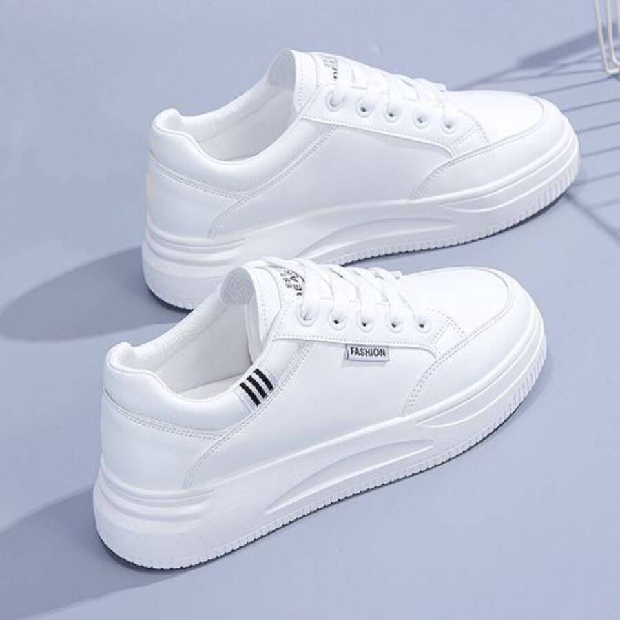 Moli Shop Sneakers Dames-Kleurblok Dames schoenen-maat - Schoenen.nl