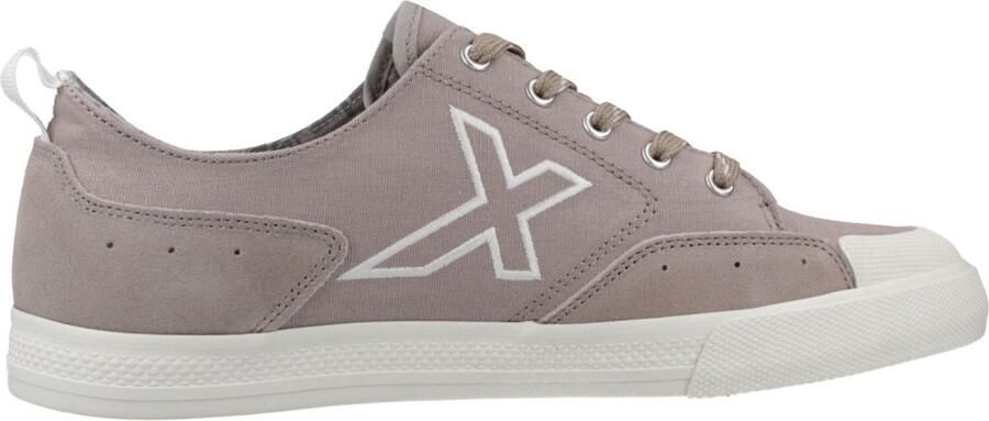 Munich Lage Sneakers SWING 16