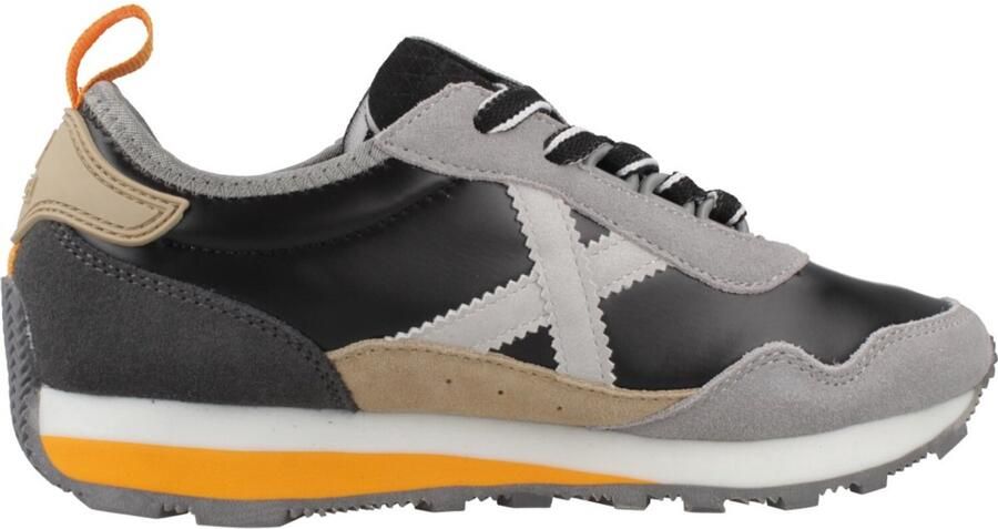 Munich Retro-geïnspireerde zwarte sneakers