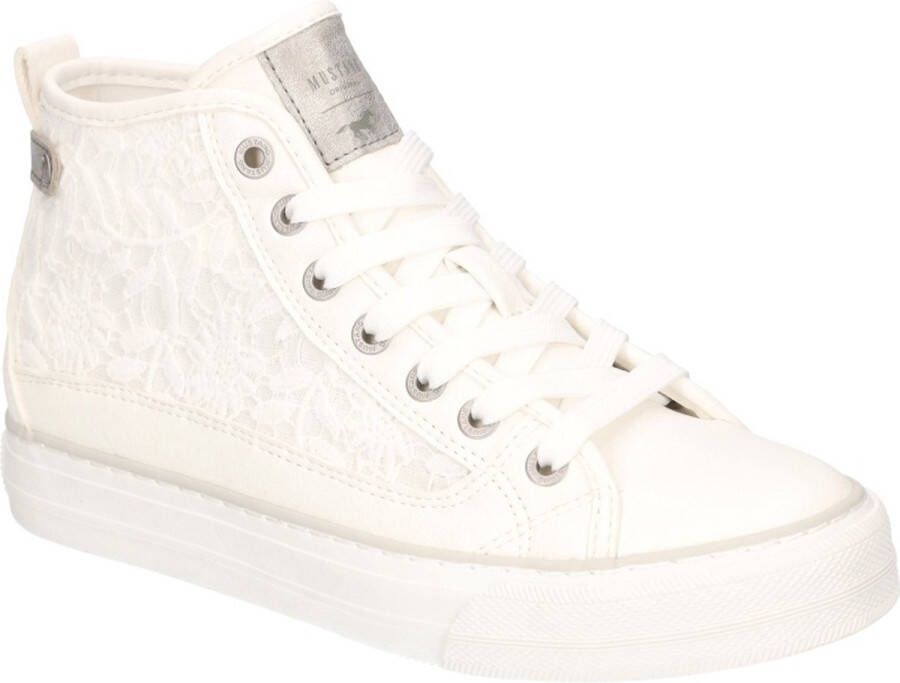Mustang Dames schoenen 1272502 Wit