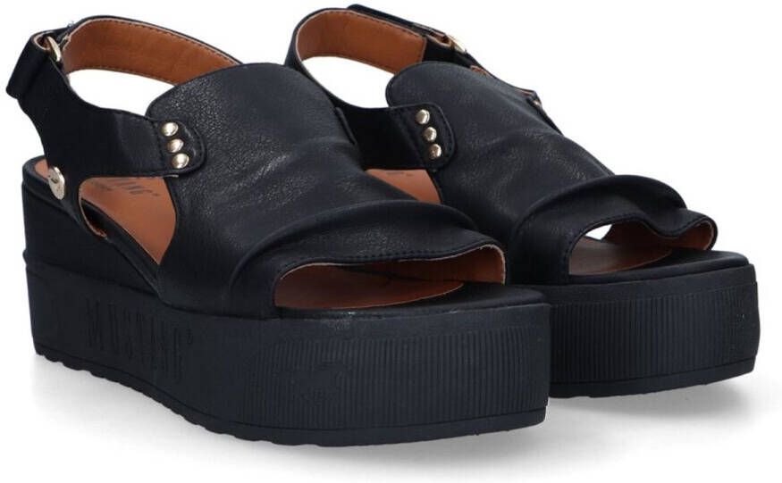 Mustang Shoes Sleehaksandaaltjes zomerschoen sandaal sleehak met klittenbandjes