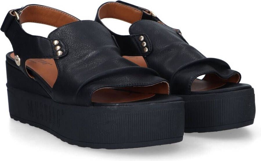 Mustang Shoes Sleehaksandaaltjes zomerschoen sandaal sleehak met klittenbandjes