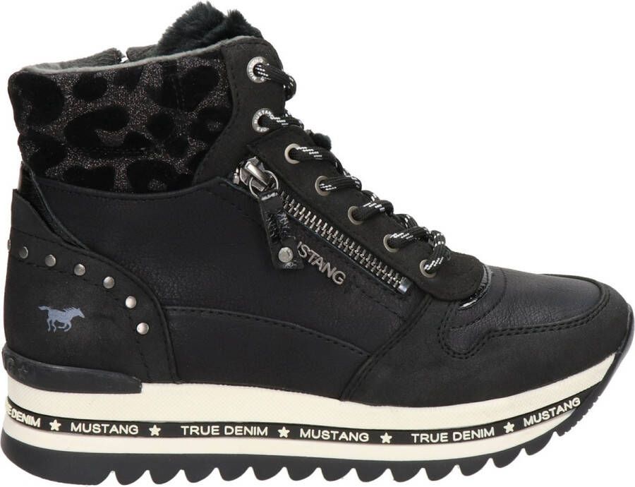 Mustang Shoes Hoge veterschoenen met 3 5 cm dik plateau