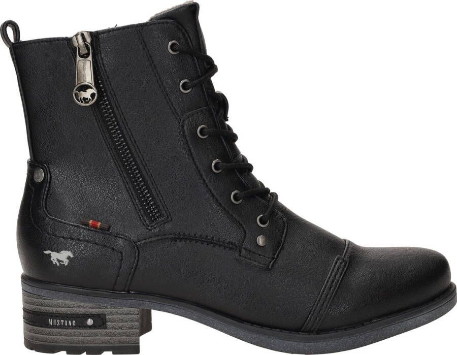 Mustang Stijlvolle zwarte veterschoenen voor dames Black Dames