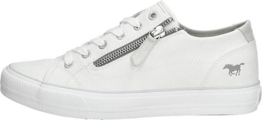Mustang Dames veterschoenen Laag wit - Schoenen.nl