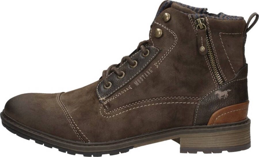 Mustang Shoes Veterschoenen Winterlaarzen casual laarzen met stijlvolle logoprint op de tong