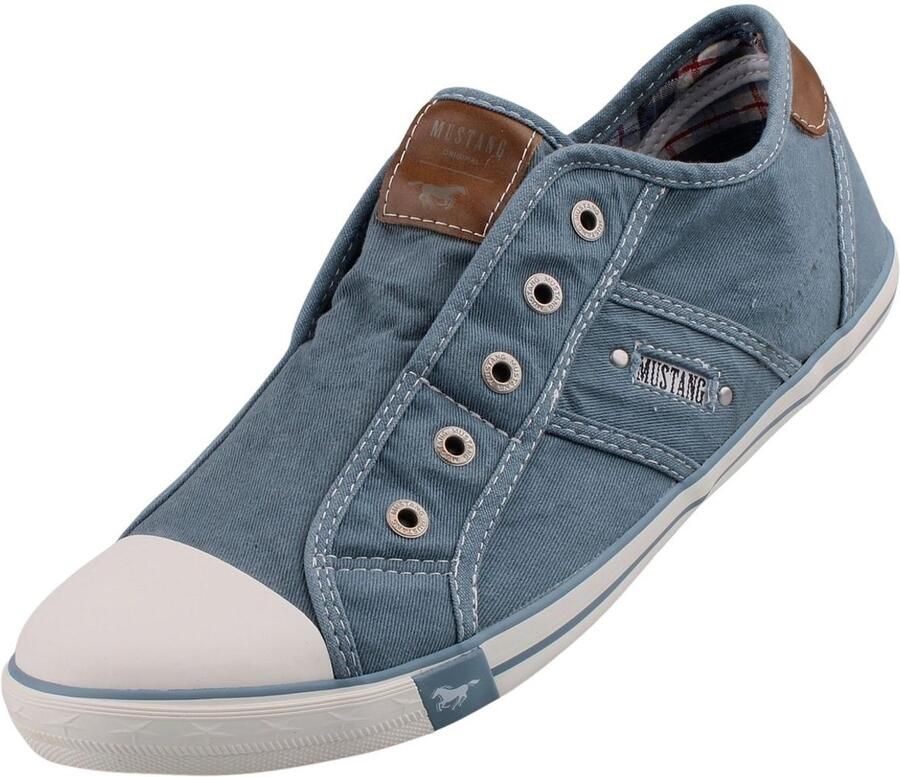 Mustang Shoes Slip-on sneakers Slippers zomerschoenen vrijetijdsschoenen met praktische elastische band