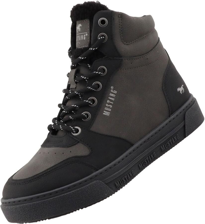 Mustang dames high-top sneaker gevoerd zwart 15M0212005