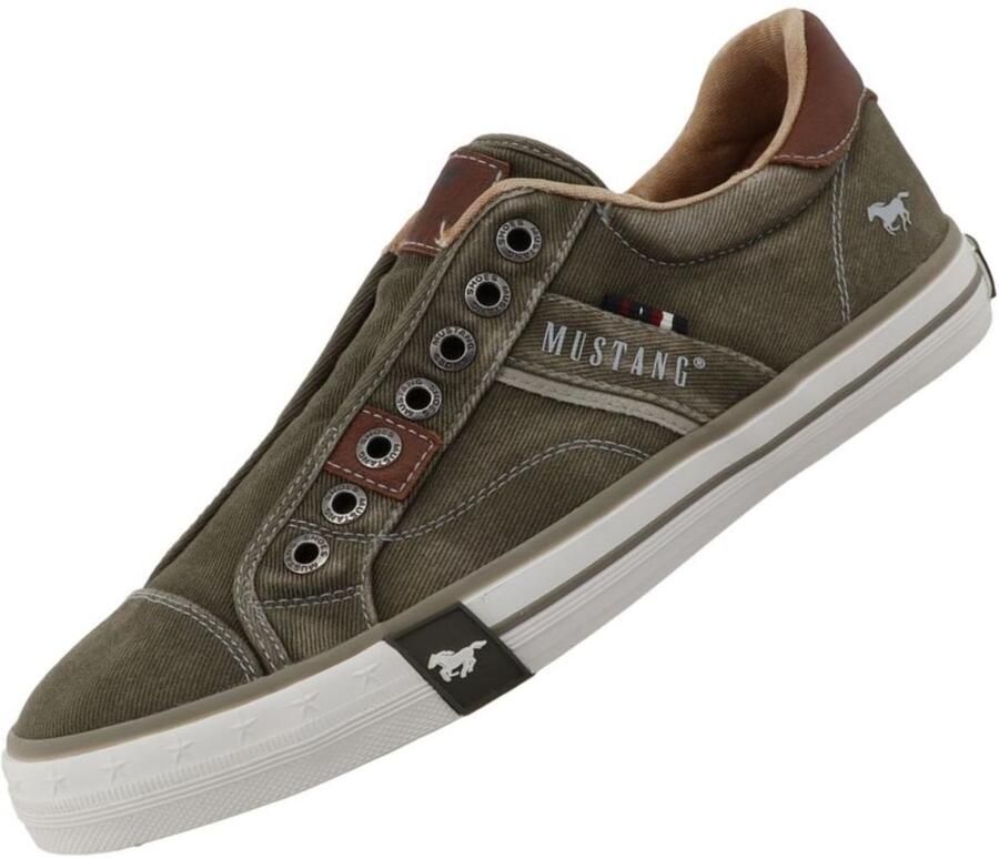 Mustang heren sneaker van canvas kaki