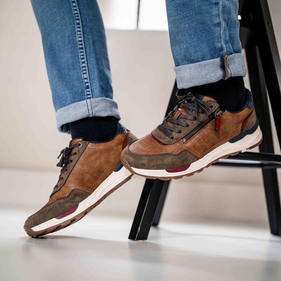 Mustang Sneakers bruin Synthetisch - Foto 2