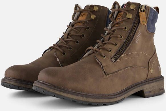 Mustang Shoes Hoge veterschoenen met zijrits voor gemakkelijker instappen