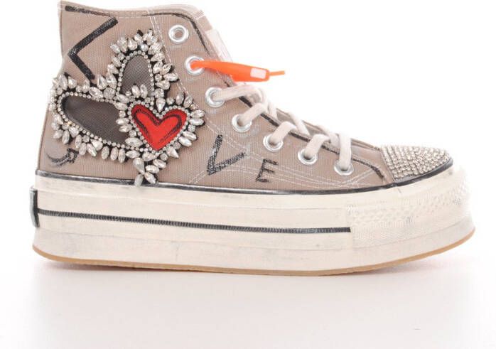 NAN-KU sneaker Superstition in taupe canvas